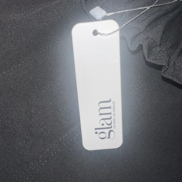 NEW Women's Glam Shorts Size‎ Medium, Black, High Waisted - Picture 5 of 9